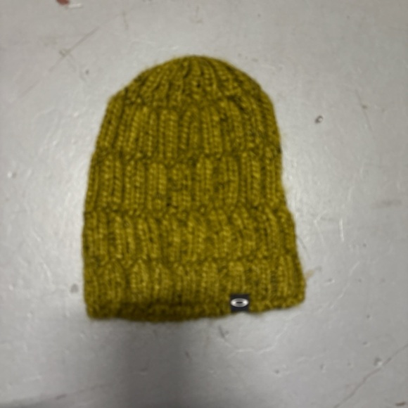 Oakley Other - Oakley Unisex Knit Beanie